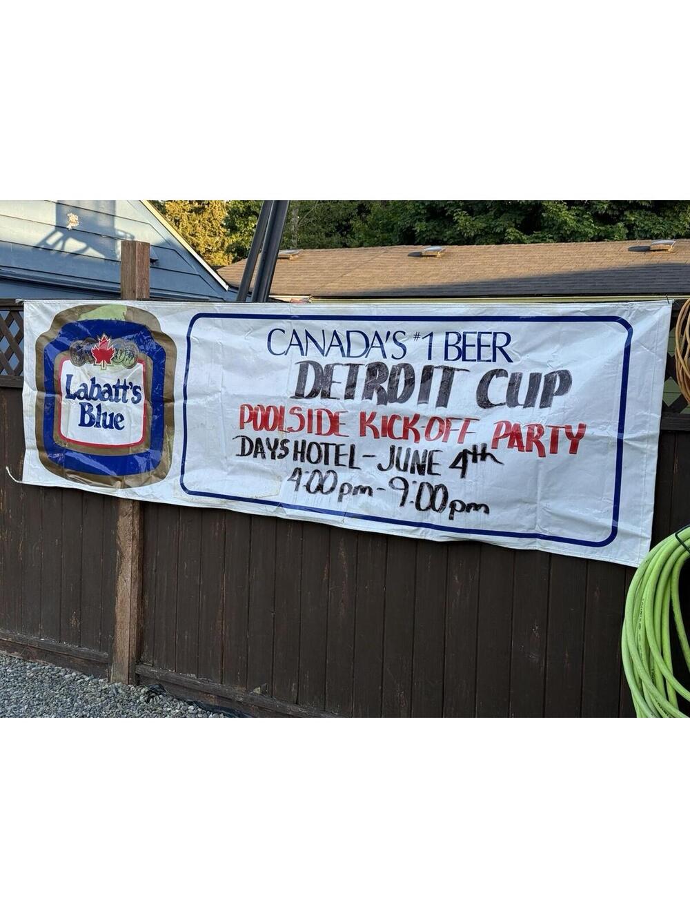 Vintage Labatts Blue , Canada’s Beer Banner 114x33 Inches